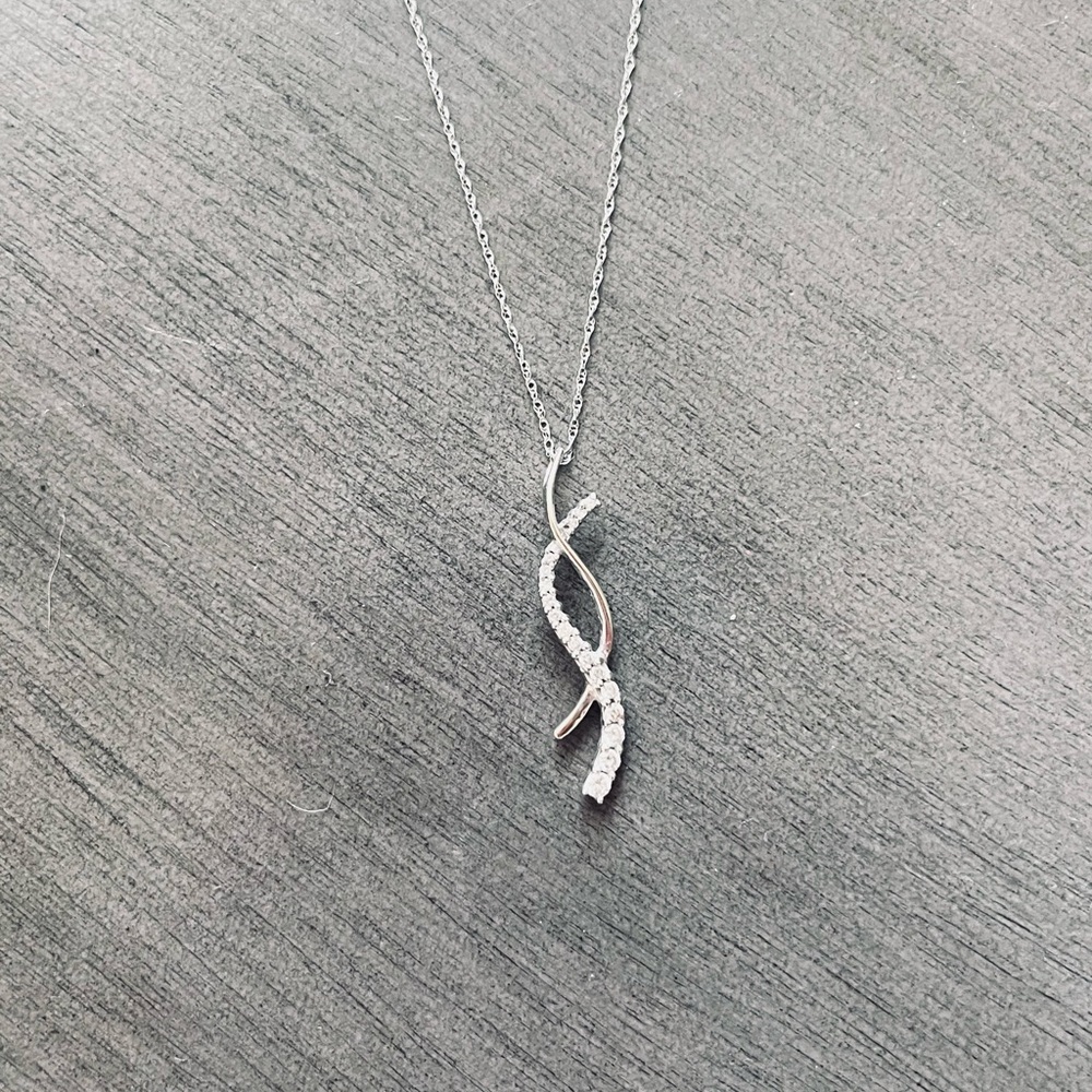 women’s necklace - Picture 3 of 3
